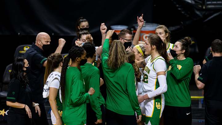Oregon faces South Dakota in NCAA Tournament