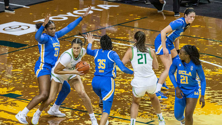 Oregon upsets Georgia, Dances into the Sweet 16 Oregon upsets Georgia, Dances into the Sweet 16
