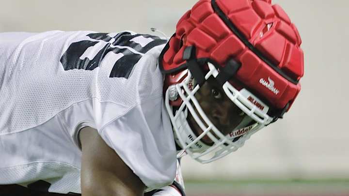 Report: Oklahoma Football Player Isaiah Thomas Charged With Misdemeanor DWI