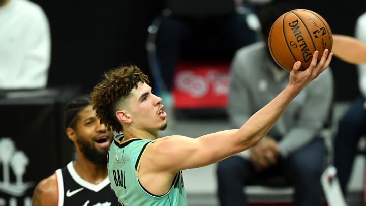 LaMelo Ball Undergoes Wrist Surgery, Could Return This Season LaMelo Ball Undergoes Wrist Surgery, Could Return This Season