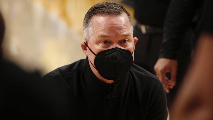 Michael Malone, Steve Kerr Honor Boulder and Atlanta Mass Shooting Victims