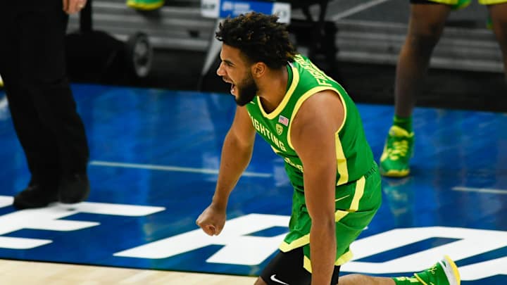 Oregon Men’s Basketball Alumni Unite on “Team Always Us” Oregon Men’s Basketball Alumni Unite on “Team Always Us”