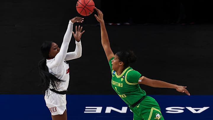 LIVE GAME THREAD: Oregon vs. Louisville