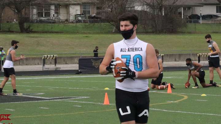 Oklahoma football commits are stepping up their recruiting efforts