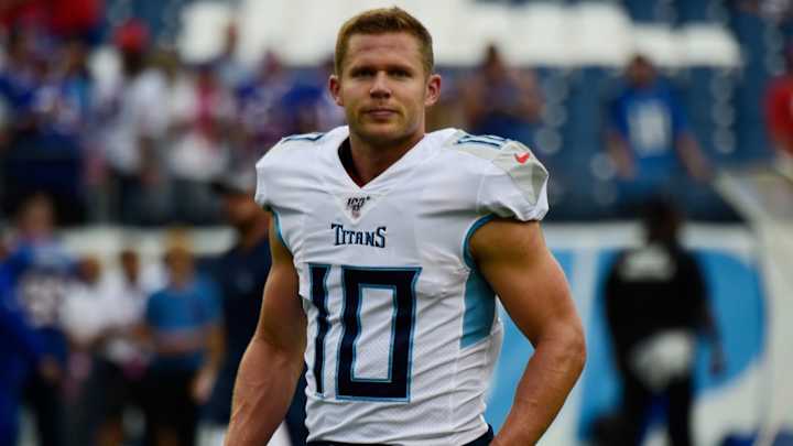 Injuries Increase Humphries' Desire to Keep Playing