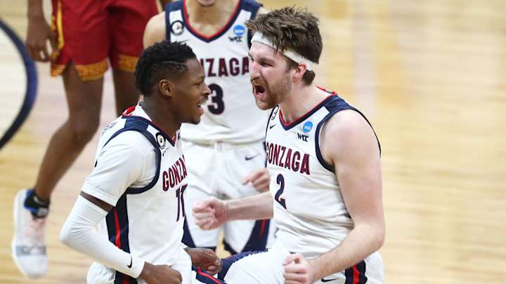 Gonzaga Rolls USC as Its Unbeaten Season Reaches Final Four Gonzaga Rolls USC as Its Unbeaten Season Reaches Final Four