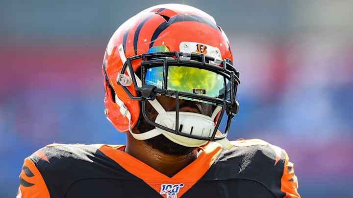 Bills offensive line gets deeper with addition of Bobby Hart