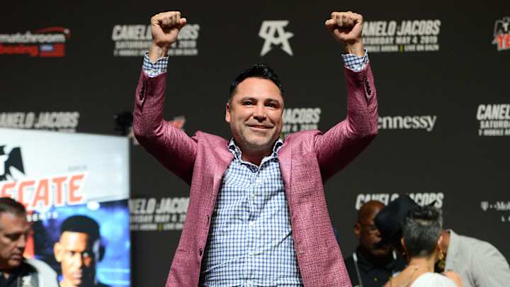 Don’t Count on Oscar De La Hoya and Other Legends’ Comebacks to Save Boxing
