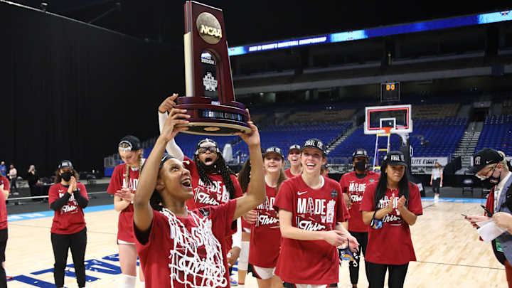 Stanford Punches Ticket to Final Four With Comeback Win Over Louisville