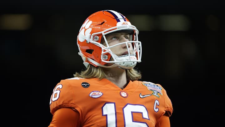 Donnie Druin First-Round Mock Draft 1.0: Najee Harris, Travis Etienne Slide Their Way to the 20's