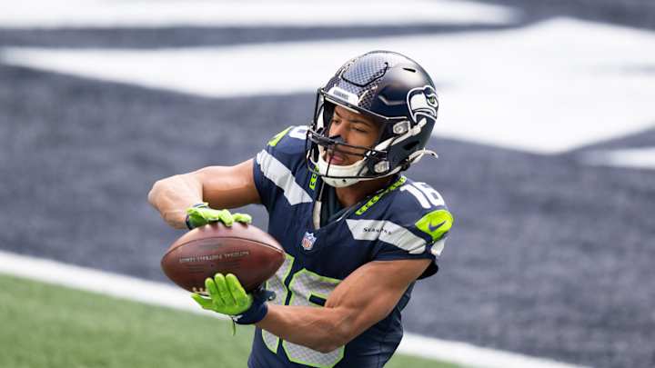 Seahawks Place WR Tyler Lockett, RB Alex Collins On Reserve/COVID-19 List