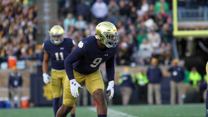 Daelin Hayes Named A Sporting News Preseason All-American