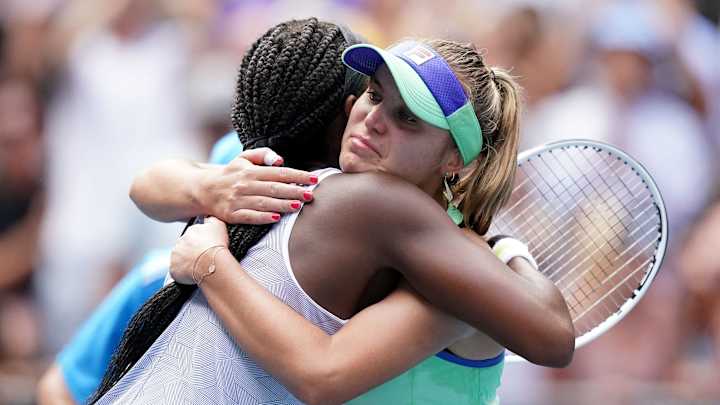 Sofia Kenin Stops Coco Gauff in Australian Open's Fourth Round
