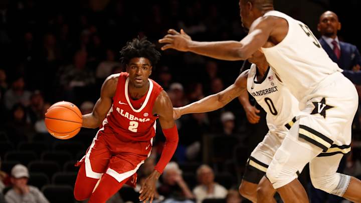 Kira Lewis Jr. Writes Thank You Letter to Alabama Fans Kira Lewis Jr. Writes Thank You Letter to Alabama Fans