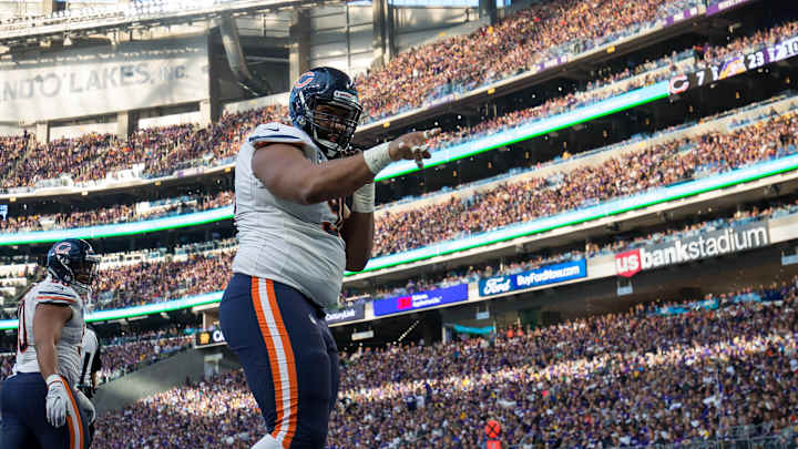 Why Akiem Hicks Should Pressure Bears for Big Raise Why Akiem Hicks Should Pressure Bears for Big Raise