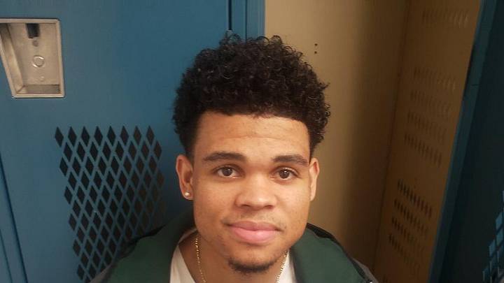 Spartan Malik Hall Got First Start At Minnesota & Played Well Spartan Malik Hall Got First Start At Minnesota & Played Well