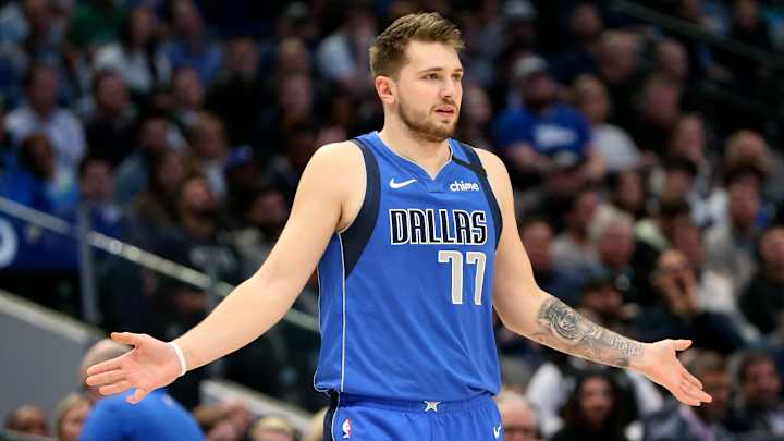 Mavs With Another 'Extreme' Embarrassing Home Showing in Blowout Loss to Phoenix