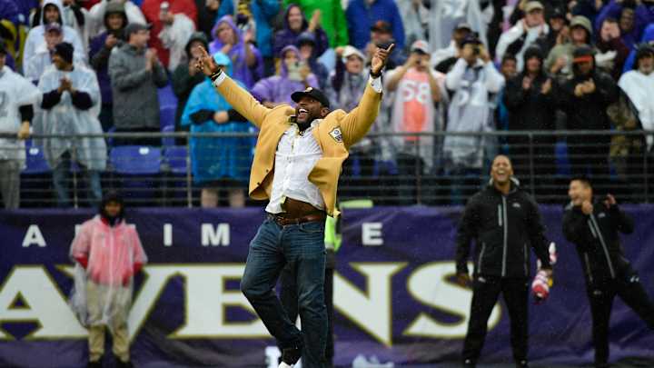 Ray Lewis Brings Together 'Legends of the Game' at Super Bowl in Miami