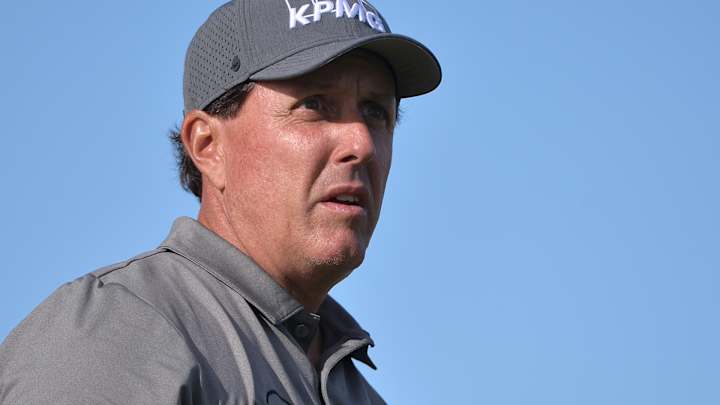 Mickelson Plays With Backers of Potential New League That Would Directly Compete With PGA Tour