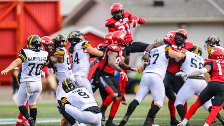 What Signing CFL Standout Says of Bears DB Situation