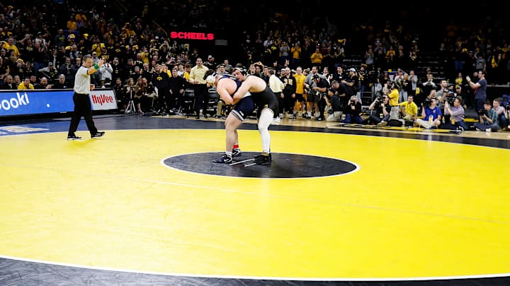 Heavyweight Night: Hawkeyes Strike Late To Topple Penn State Heavyweight Night: Hawkeyes Strike Late To Topple Penn State