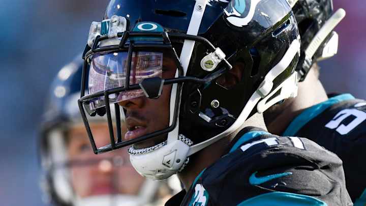 Jaguars DE Josh Allen Passed Over for Defensive Rookie of Year in Favor of Nick Bosa Jaguars DE Josh Allen Passed Over for Defensive Rookie of Year in Favor of Nick Bosa