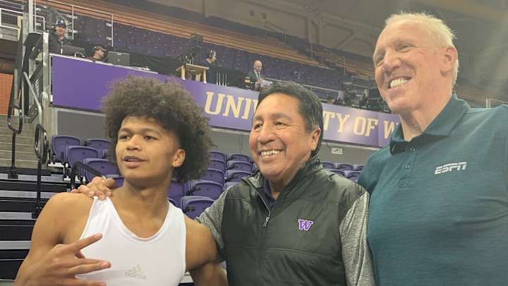 '70s Throwback: Sixkiller, Walton Share TV Moment with Battle
