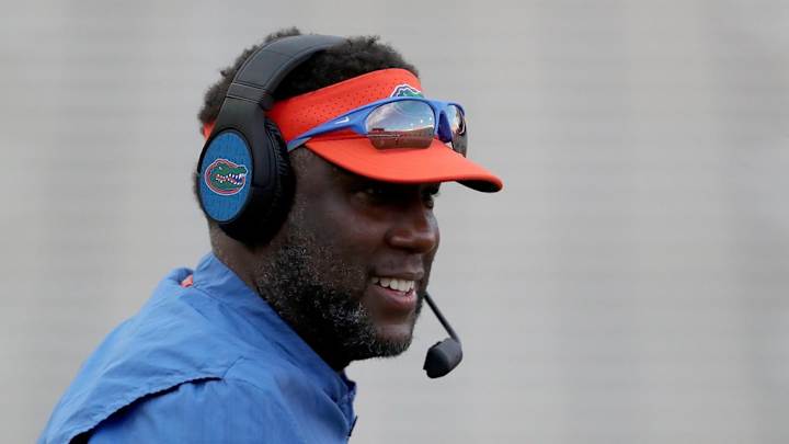 Florida TEs Coach Larry Scott to Take Head Coaching Job at Howard