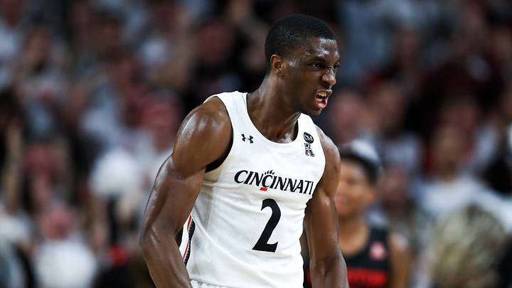 Cincinnati Roars Back From 15 Down, Beat No. 21 Houston