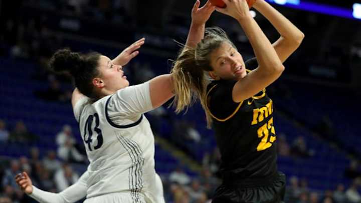 Women's Basketball Breakdown: Iowa vs. Michigan Women's Basketball Breakdown: Iowa vs. Michigan