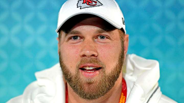 Cal Football: Ex-Bears Star Mitchell Schwartz Was Chiefs' Best Player in Super Bowl Run