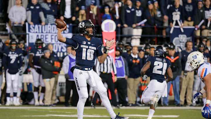 SI Mock Draft: Patriots Take Utah State QB at No. 23 SI Mock Draft: Patriots Take Utah State QB at No. 23