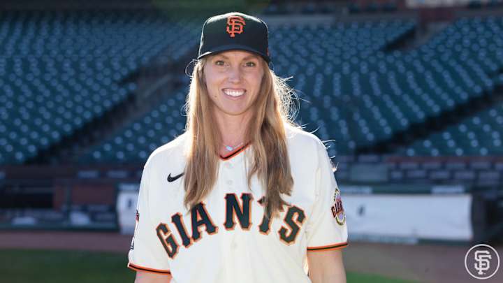SF Giants' Alyssa Nakken First Female to Interview for MLB Managerial Job SF Giants' Alyssa Nakken First Female to Interview for MLB Managerial Job
