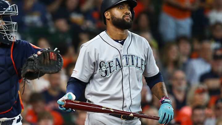 Cleveland Indians Reportedly Set to Sign Outfielder Domingo Santana Cleveland Indians Reportedly Set to Sign Outfielder Domingo Santana