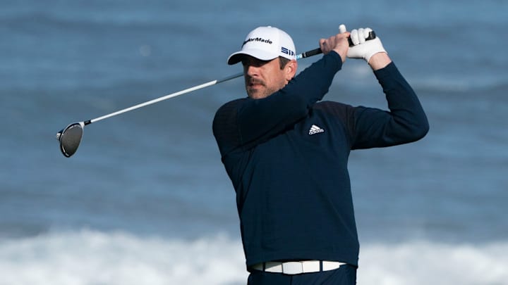 Rodgers Makes Fan’s Day at Pebble Beach Golf Pro-Am