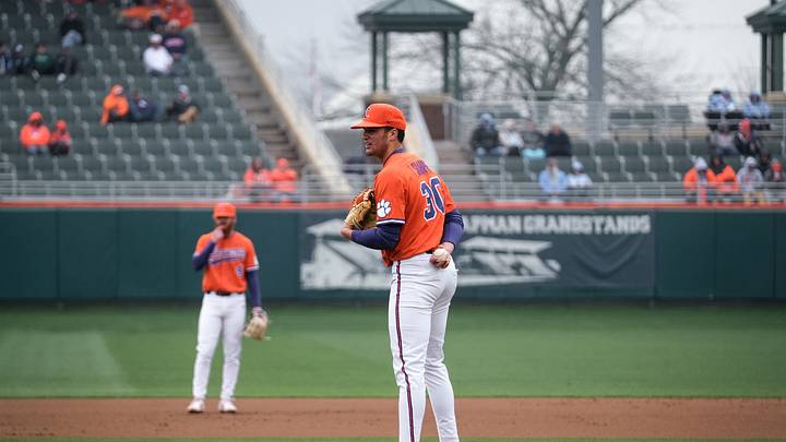 Lee To Keep Close Eye On Clemson's Sharpe Lee To Keep Close Eye On Clemson's Sharpe