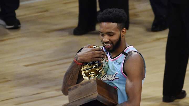 LeBron James Says Two Trophies Should've Been Awarded For Dunk Contest