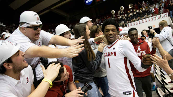 Alabama Basketball’s Herb Jones Officially Declares for 2021 NBA Draft