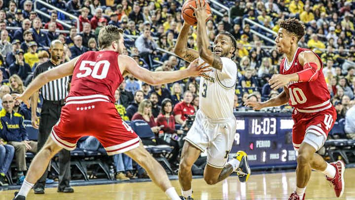 Video: Juwan Howard Grades Zavier Simpson's Game Against Indiana