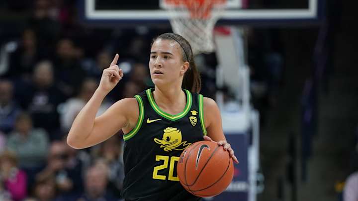 Cal Women's Basketball: Steph Curry, Chris Mullin Watch Sabrina Ionescu, No. 3 Oregon Beat Bears