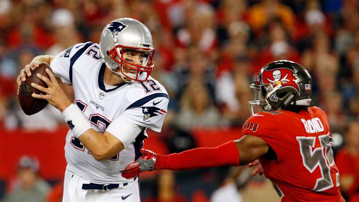 Bears Bring Back Linebacker Devante Bond on 1-Year Deal