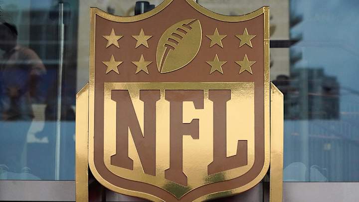 NFL Combine News and Notes: The Latest on Derrick Henry's Contract, Tua's Pro Day Plans