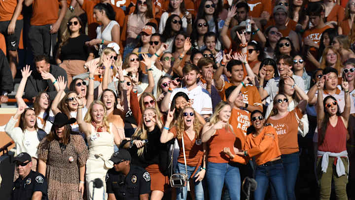 Texas Football: Longhorns Make Four-Star Defensive Lineman's Top Schools List