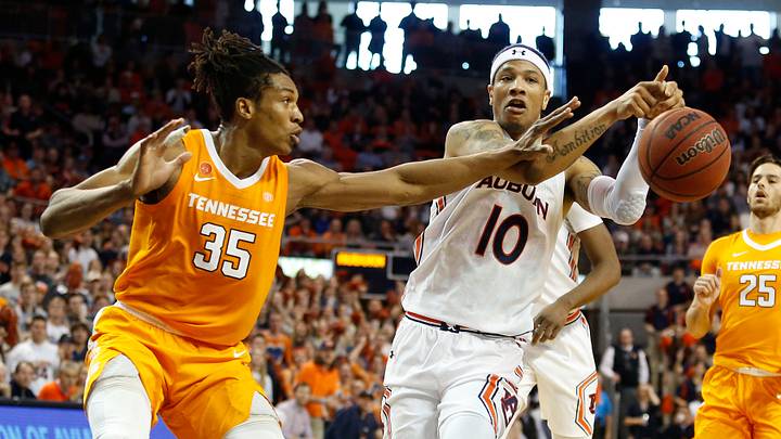 Vols looking to clean up turnovers ahead of final stretch of regular season Vols looking to clean up turnovers ahead of final stretch of regular season