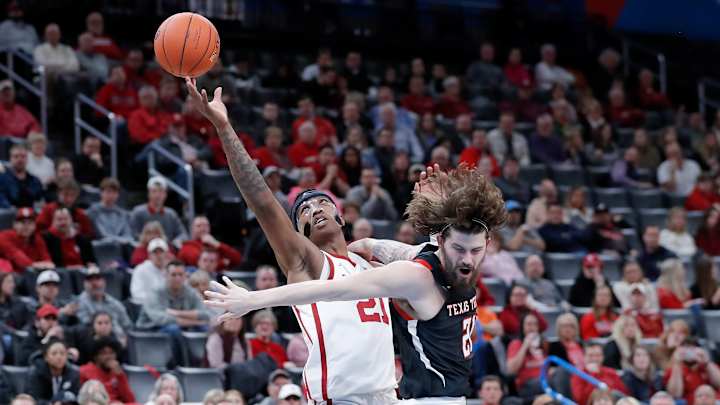 Doolittle's 19 Points Lead Oklahoma Past No. 22 Texas Tech Doolittle's 19 Points Lead Oklahoma Past No. 22 Texas Tech