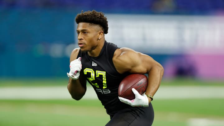 Brace for the Seahawks to Draft a Running Back Early... Again