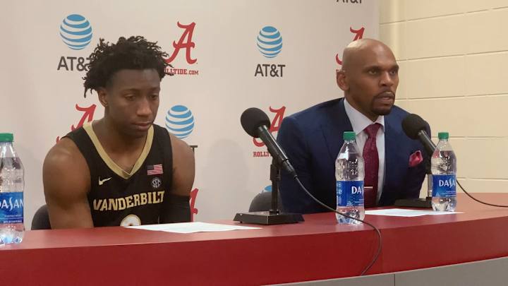 Lee Visibly Shaken by Tragedy in Nashville