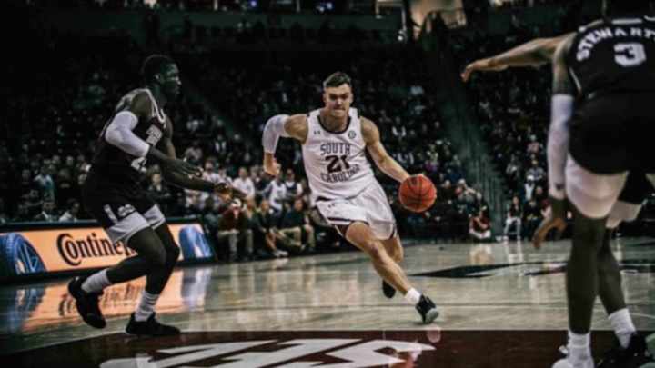 Kotsar Leads South Carolina Over Mississippi State 83-71