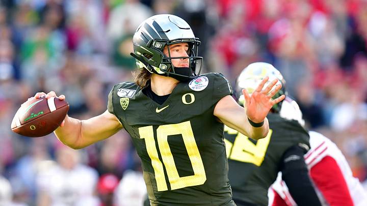 2020 NFL Mock Draft: Top QB Falls Out of Top 10 2020 NFL Mock Draft: Top QB Falls Out of Top 10