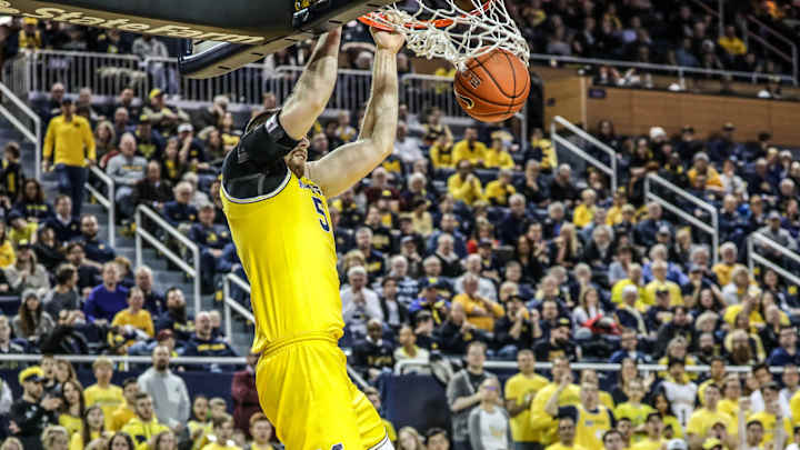 Video: Austin Davis On Returning For Fifth-Year, Relationship With Zavier Simpson, More